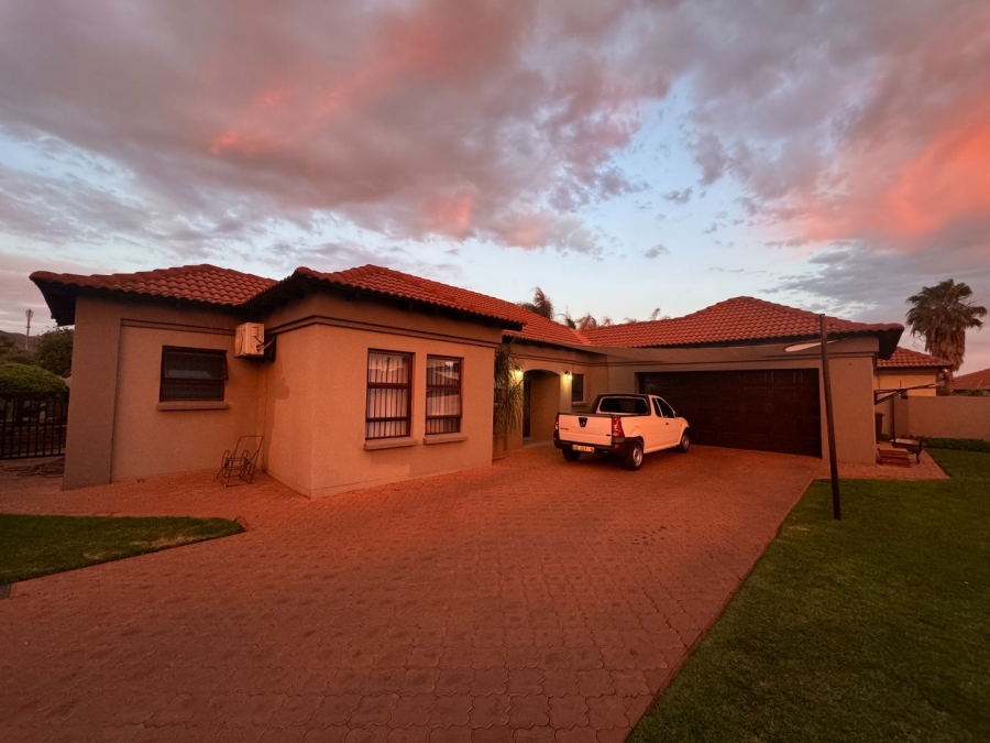 3 Bedroom Property for Sale in Melodie North West